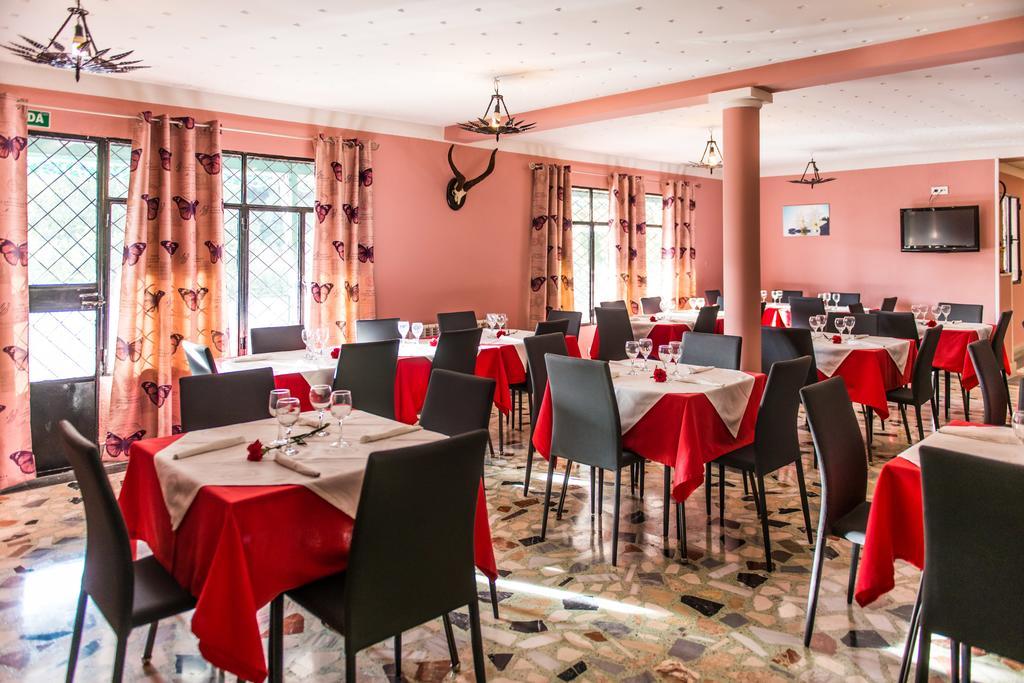 Hostal La Pastora Канделеда Экстерьер фото