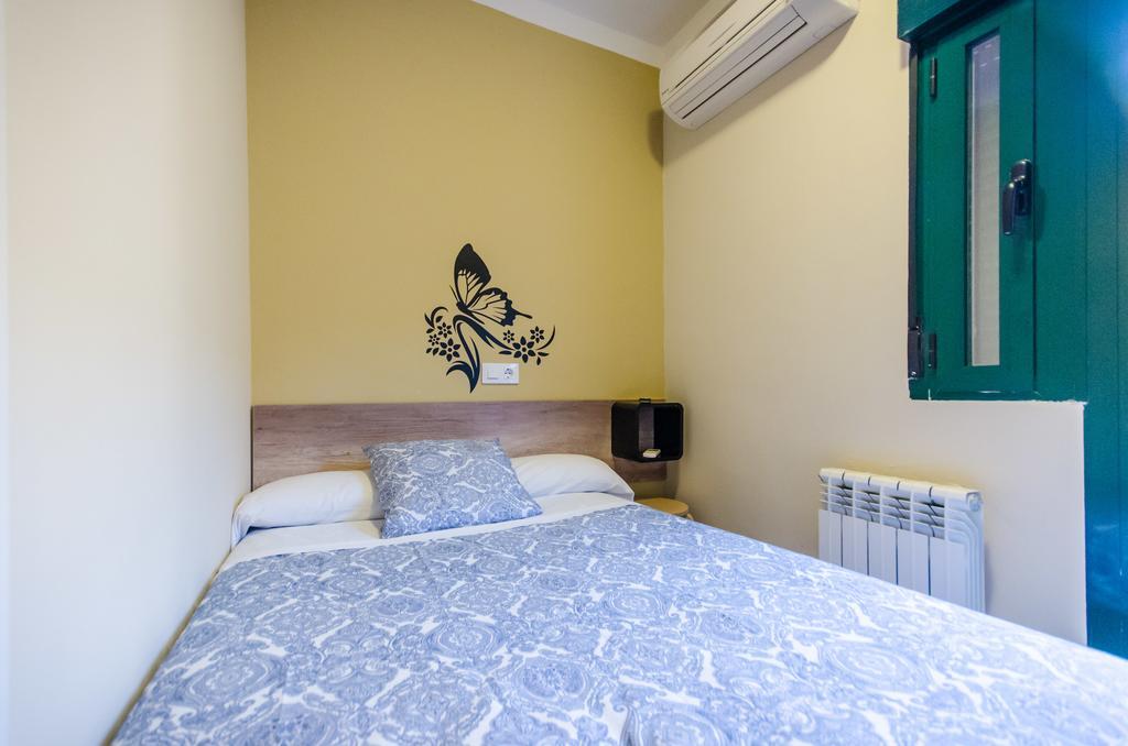 Hostal La Pastora Канделеда Экстерьер фото