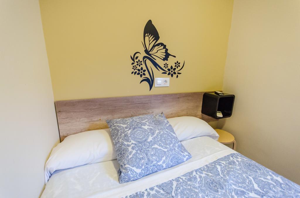 Hostal La Pastora Канделеда Экстерьер фото
