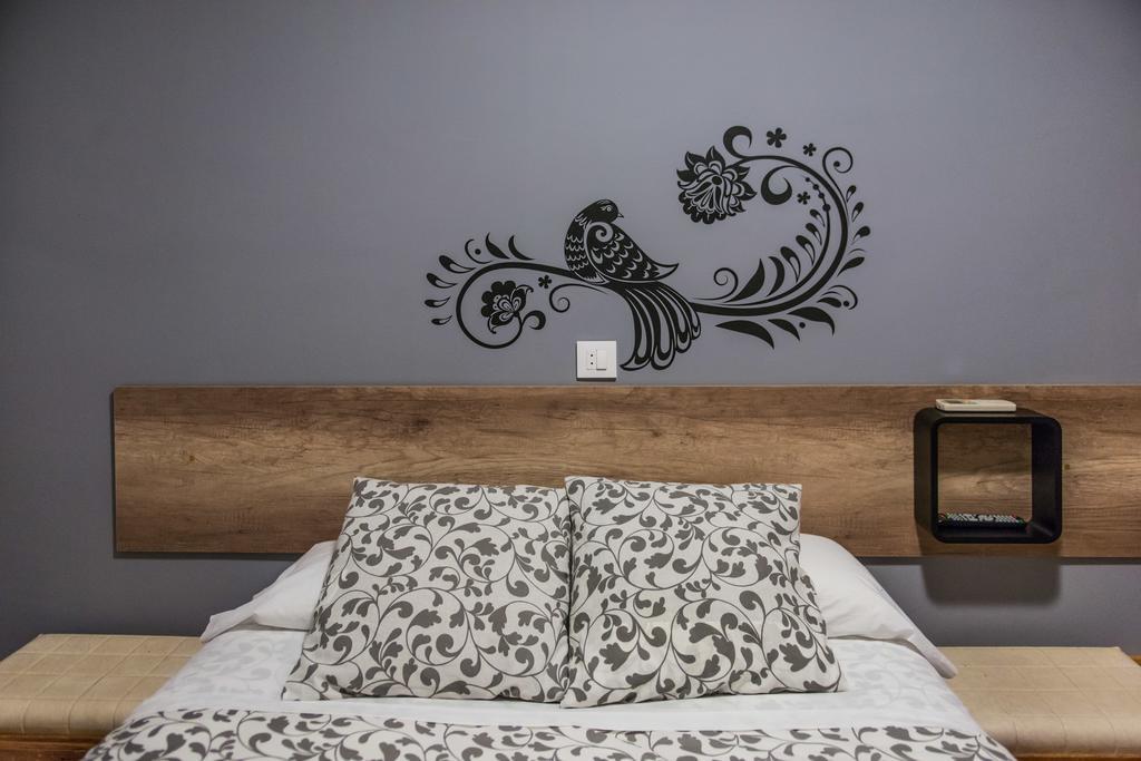Hostal La Pastora Канделеда Экстерьер фото