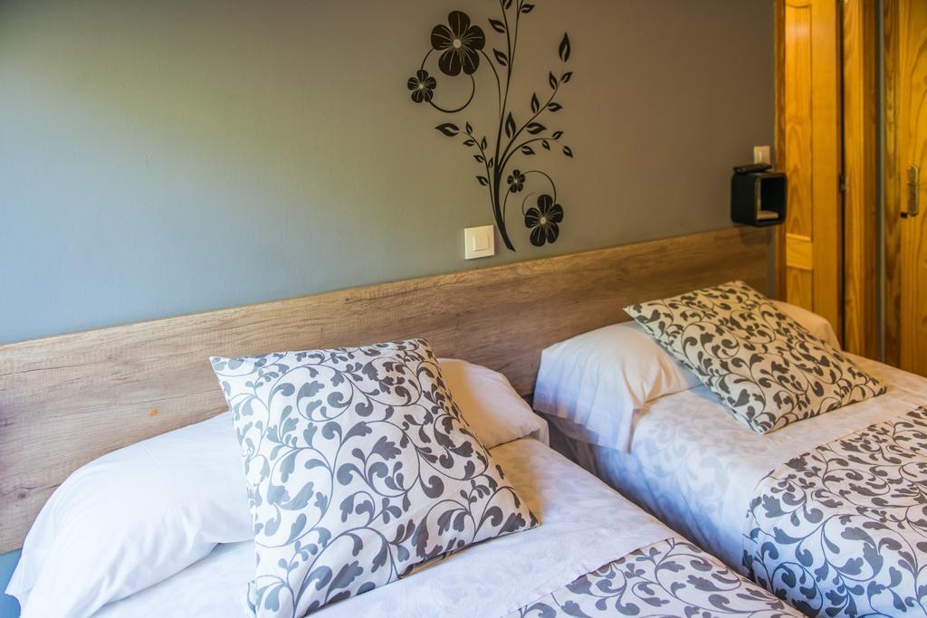 Hostal La Pastora Канделеда Экстерьер фото