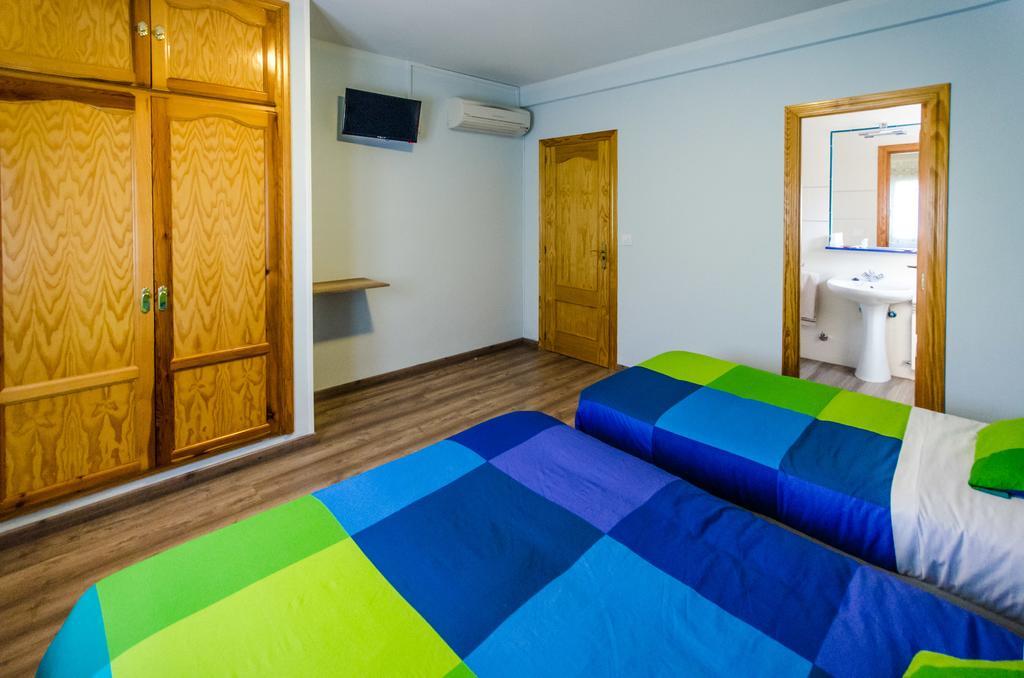 Hostal La Pastora Канделеда Экстерьер фото