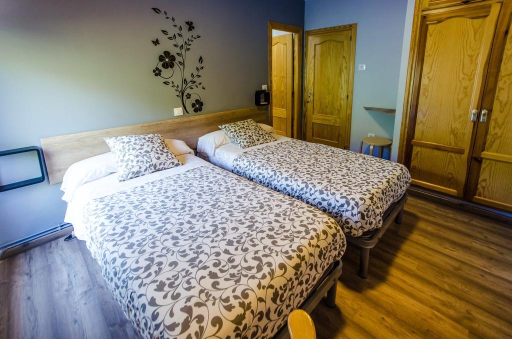 Hostal La Pastora Канделеда Экстерьер фото